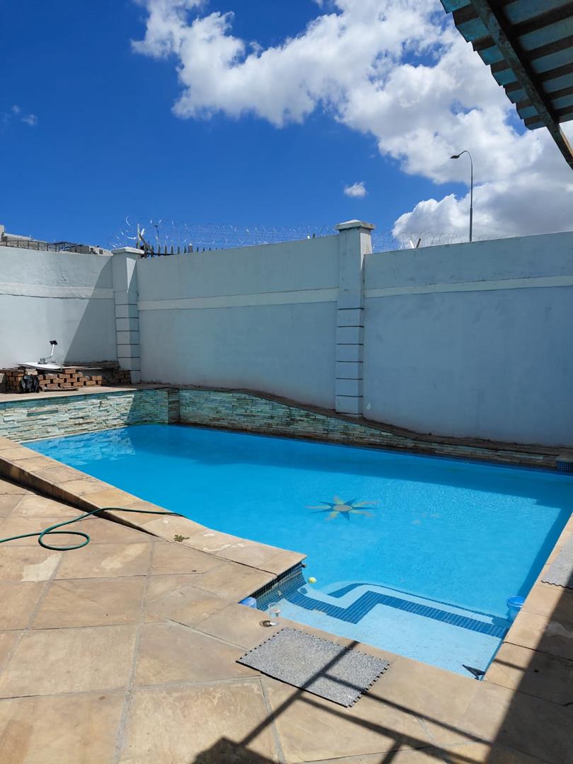 To Let 1 Bedroom Property for Rent in Oakdale Western Cape